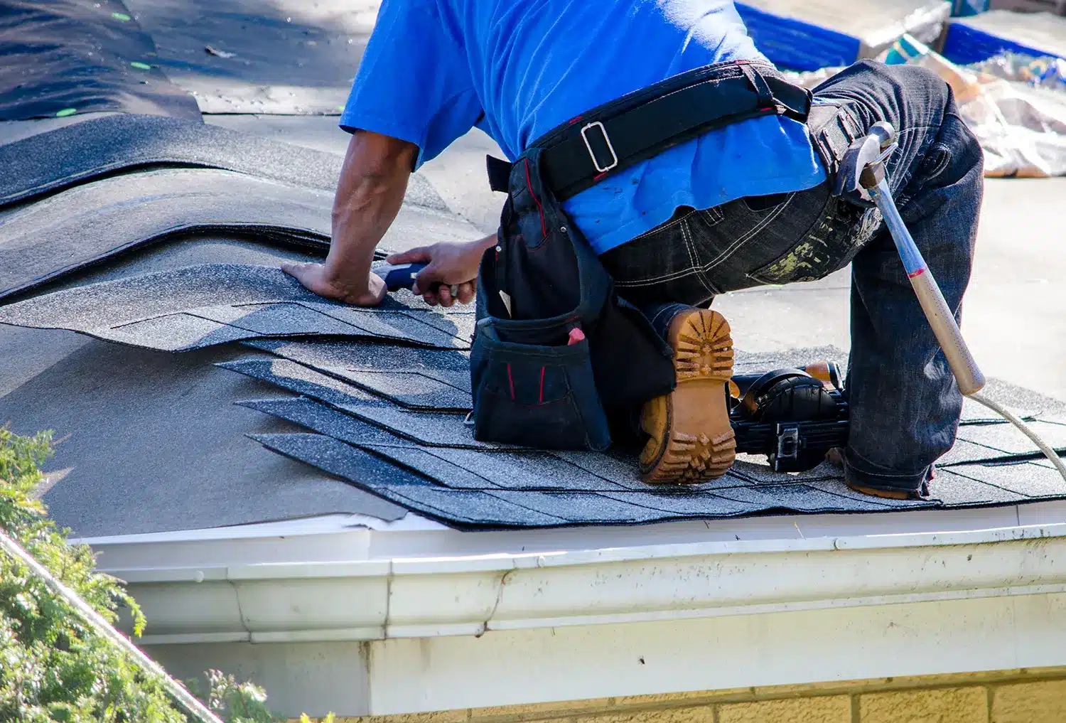 ROOF SERVICES